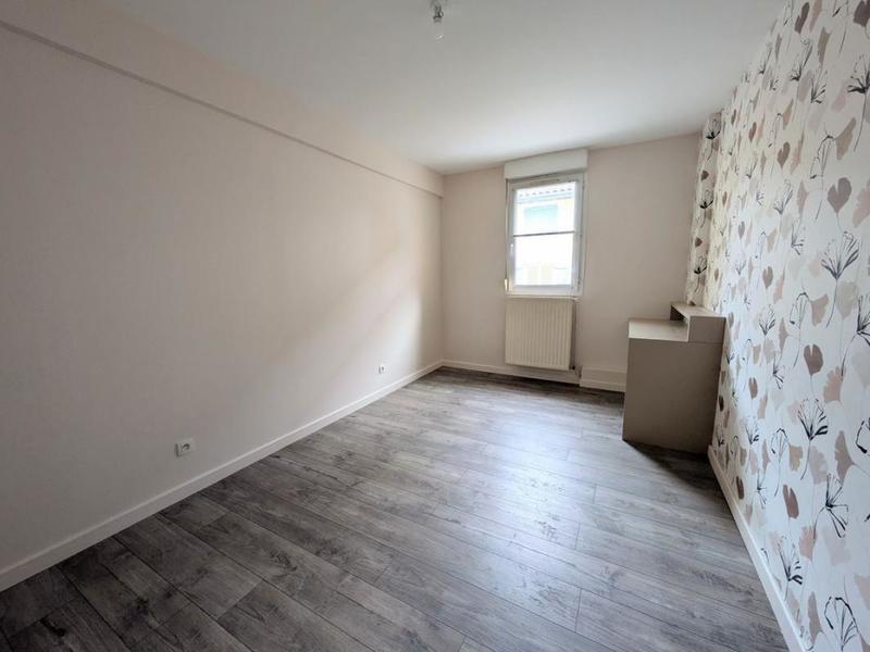 Appartement - 82 m² - 4 pièces