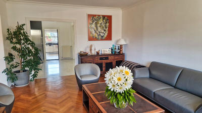 Appartement - 141 m² - 6 pièces