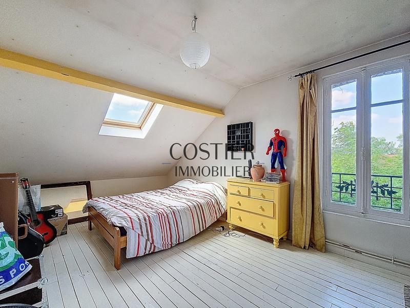 Maison ancienne - 195 m² - 8 pièces