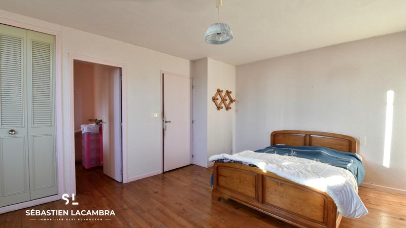 Maison - 186 m² - 8 pièces