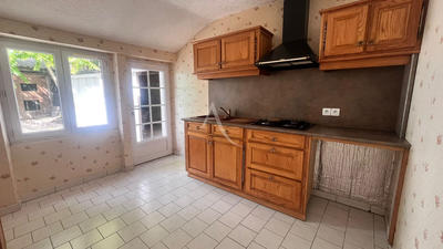 Maison - 76 m² - 5 pièces