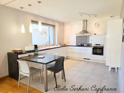 Maison - 224 m² - 4 pièces