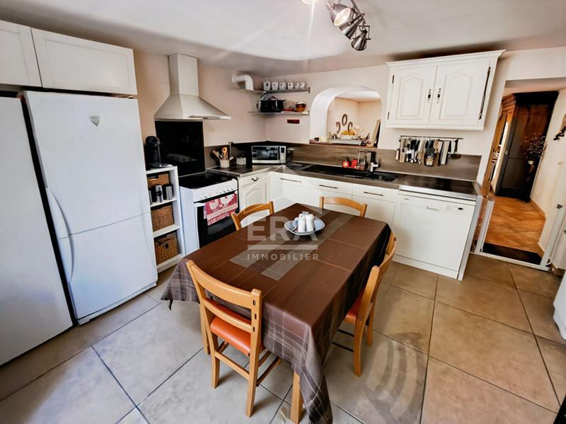 Maison - 96 m² - 4 pièces