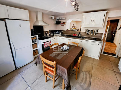 Maison - 96 m² - 4 pièces