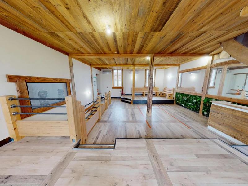 Local commercial - 100 m² - 5 pièces