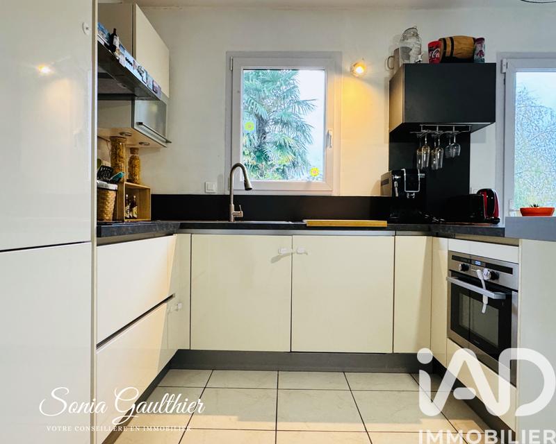 Maison - 136 m² - 7 pièces