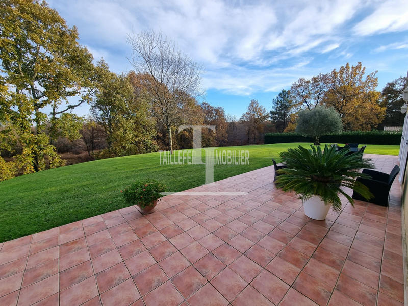 Maison - 190 m² - 6 pièces