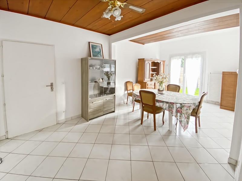 Maison - 106 m² - 6 pièces