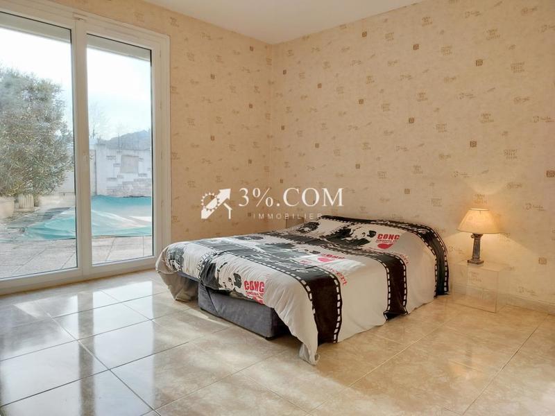 Villa - 137 m² - 7 pièces