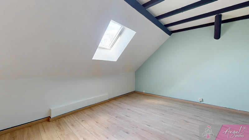 Maison - 101 m² - 5 pièces