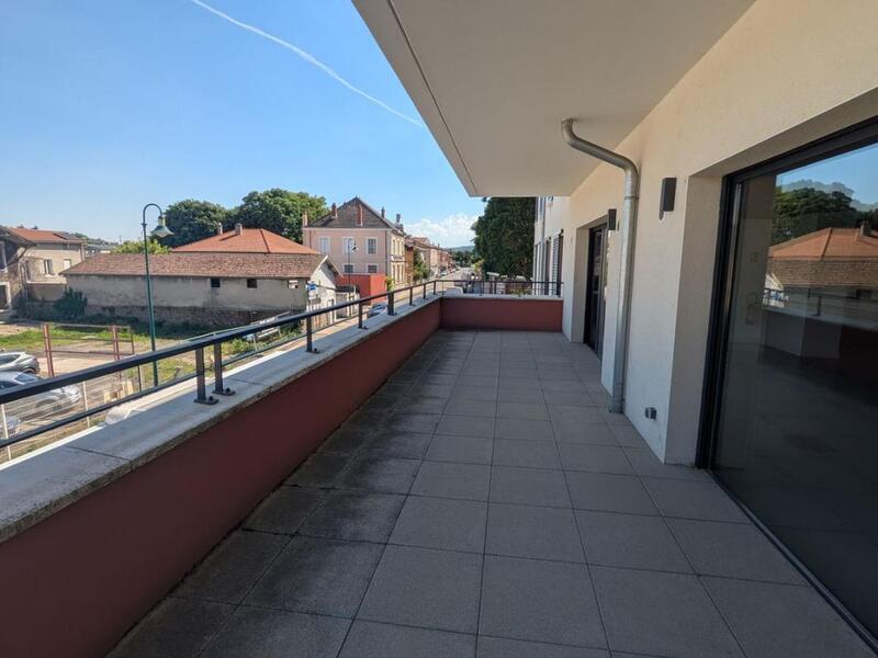 Local commercial - 186 m² - 6 pièces