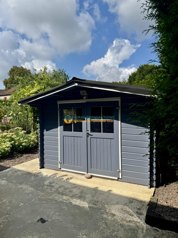 Maison - 205 m² - 6 pièces