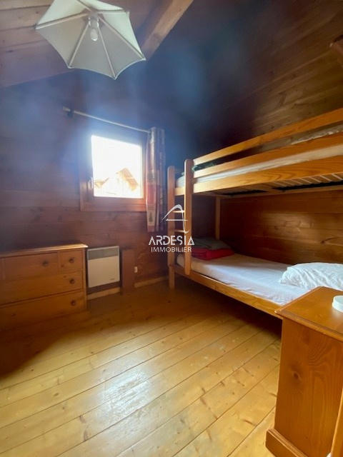 Châlet - 178 m² - 12 pièces