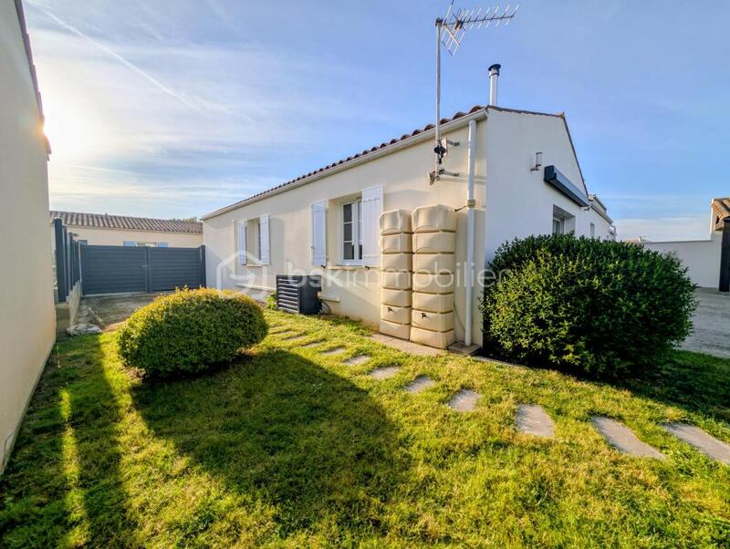 Maison traditionnelle - 95 m² - 4 pièces