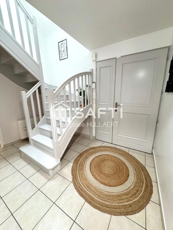 Maison - 199 m² - 7 pièces