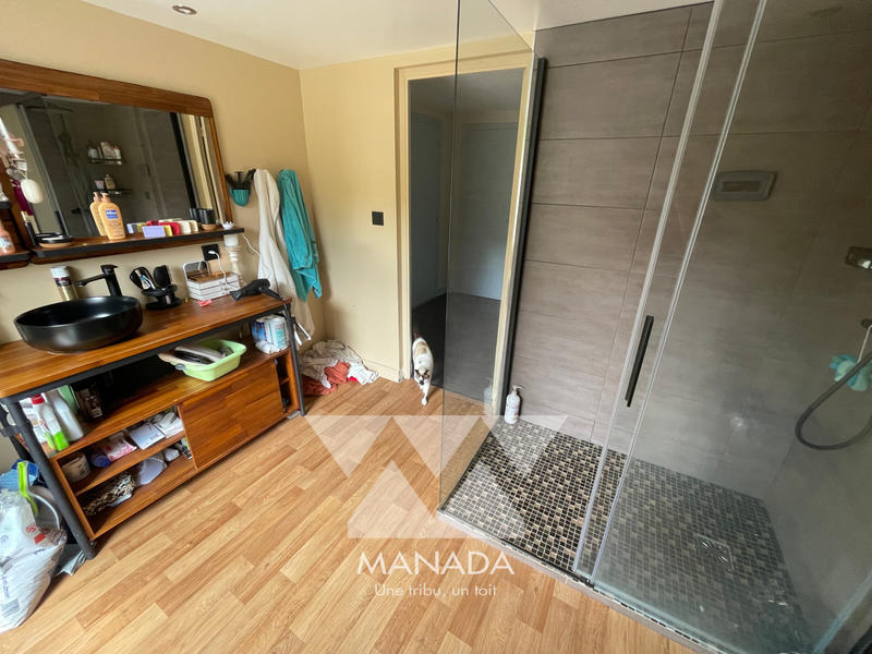 Maison - 225 m² - 6 pièces