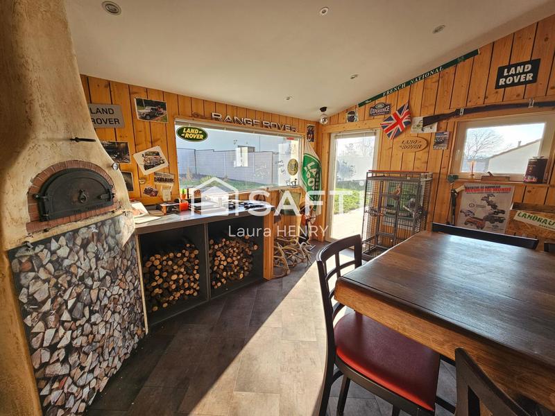 Maison - 215 m² - 6 pièces