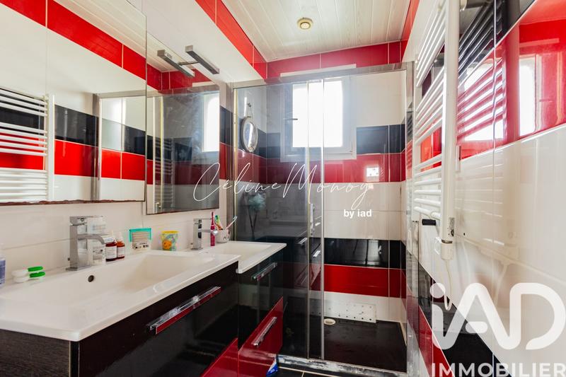 Maison - 75 m² - 5 pièces