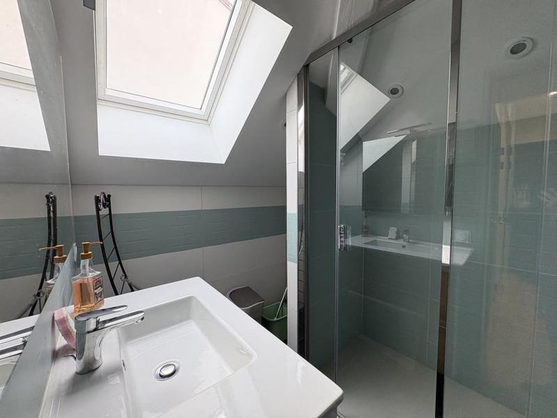 Appartement - 90 m² - 3 pièces