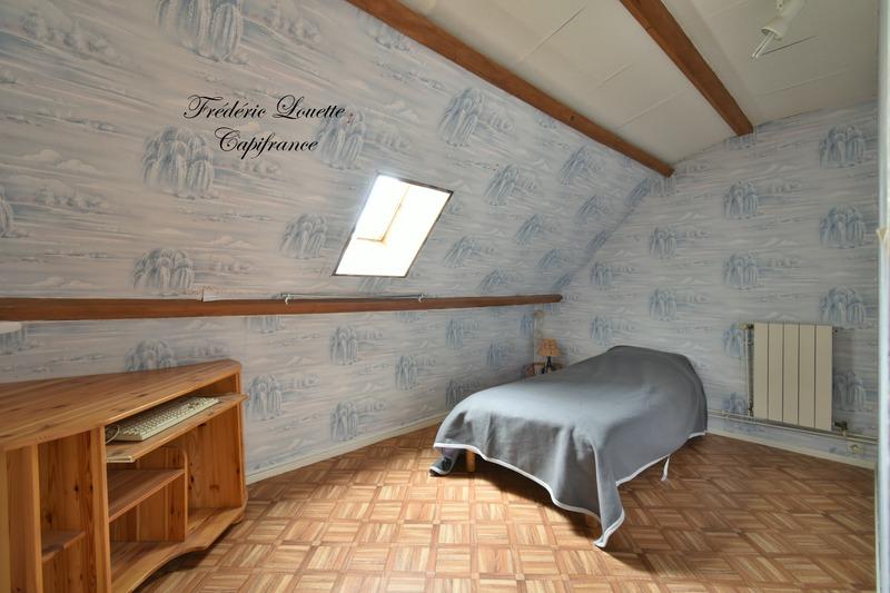 Maison - 211 m² - 6 pièces