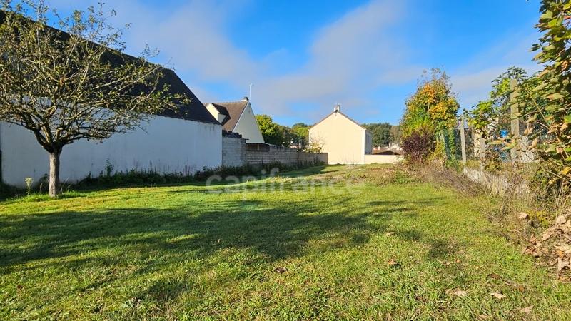 Terrain constructible - 855 m²