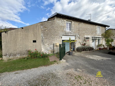 Maison - 85 m² - 4 pièces