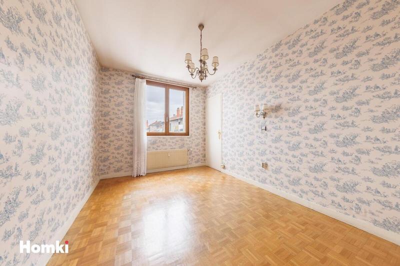 Appartement - 97 m² - 3 pièces