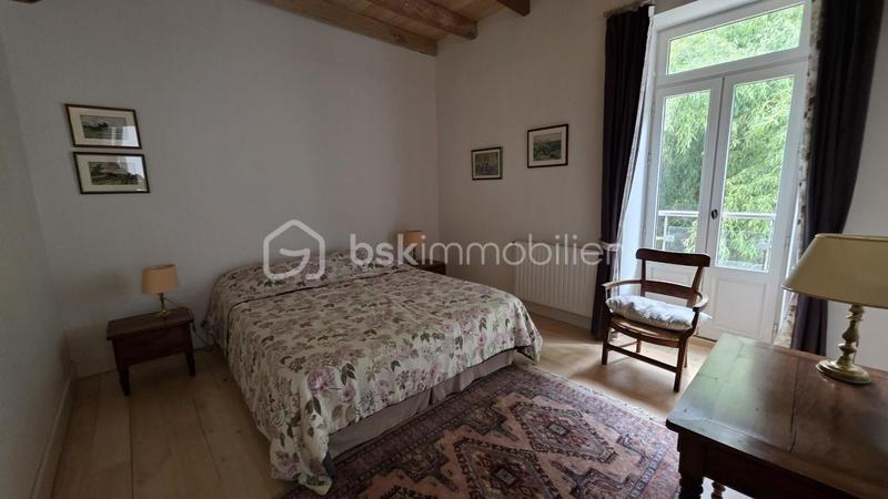 Moulin - 390 m² - 10 pièces