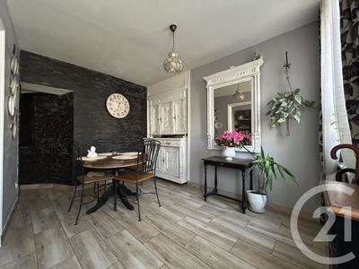 Maison de ville - 86 m² - 3 pièces