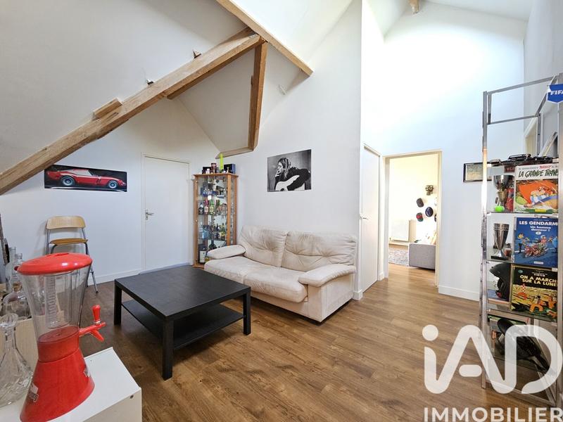 Maison - 260 m² - 7 pièces