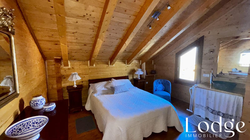 Maison - 160 m² - 5 pièces