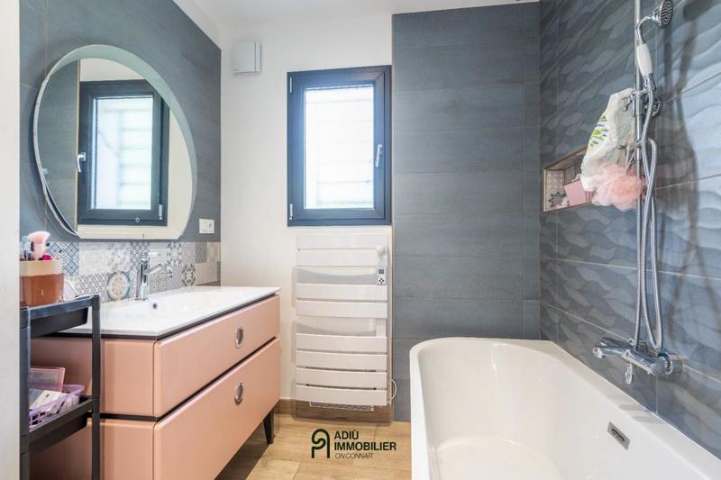 Villa - 174 m² - 6 pièces