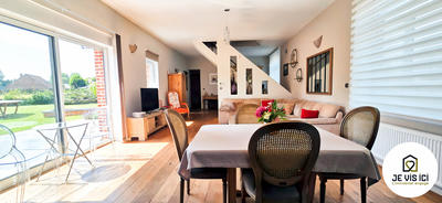 Maison - 220 m² - 8 pièces