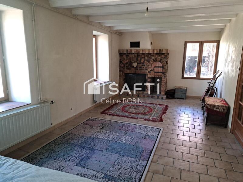 Maison - 204 m² - 8 pièces