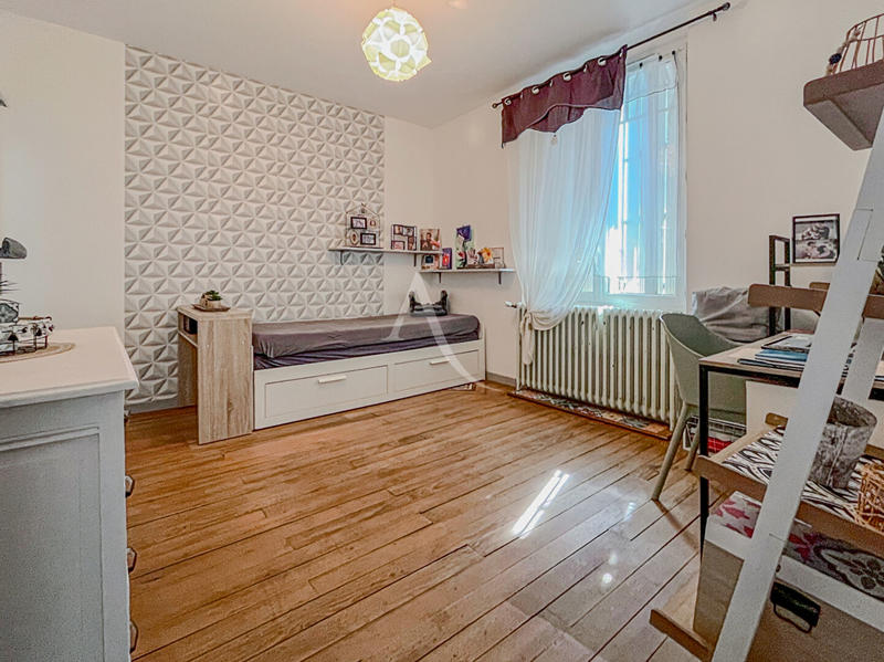 Maison - 175 m² - 6 pièces