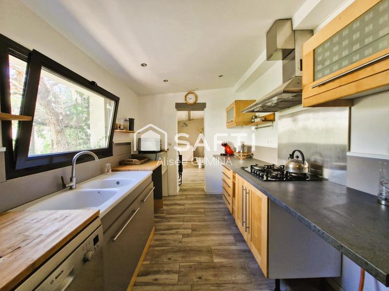 Villa - 207 m² - 7 pièces