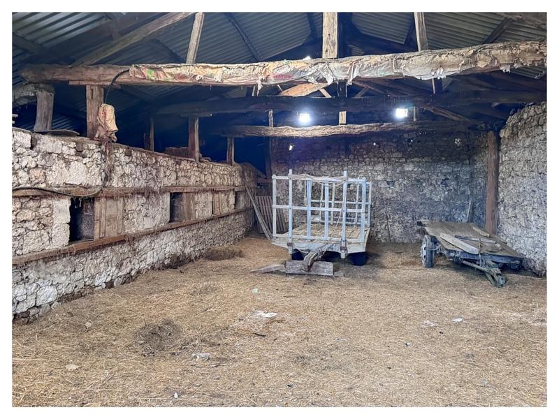 Fermette - 200 m² - 5 pièces