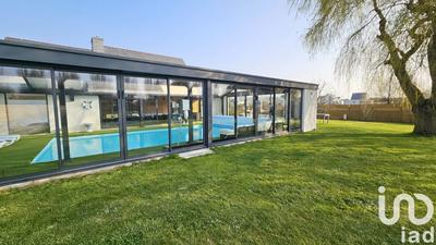 Maison - 260 m² - 11 pièces