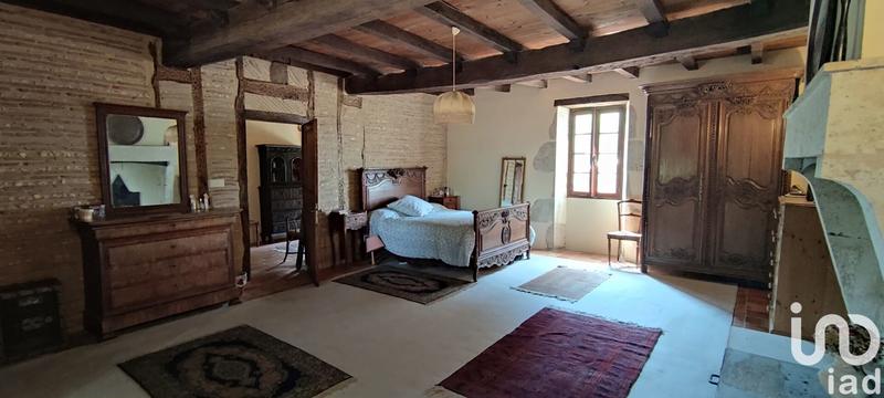 Maison - 280 m² - 10 pièces