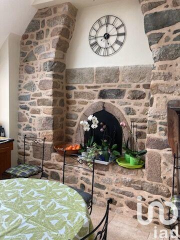 Maison - 290 m² - 10 pièces