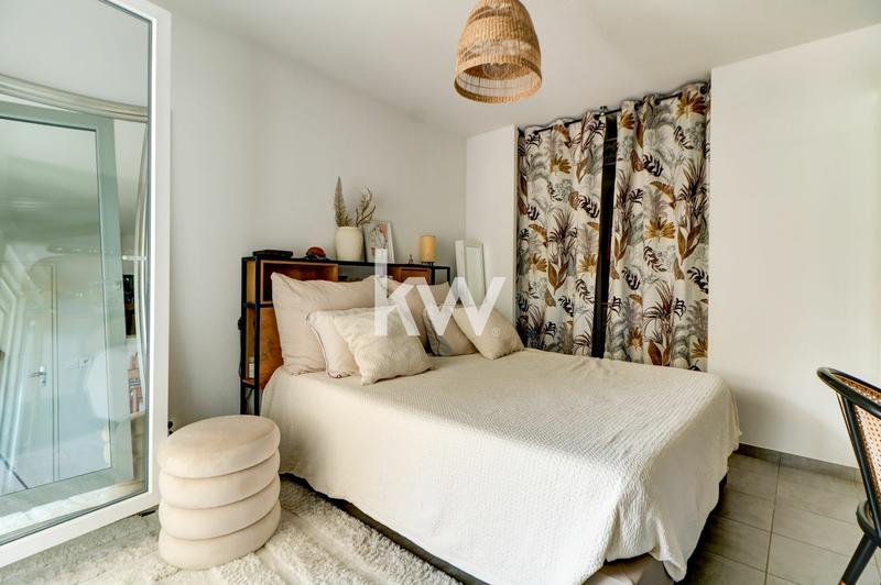 Appartement - 97 m² - 4 pièces