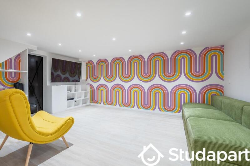 Chambre - 12 m² - 1 pièce