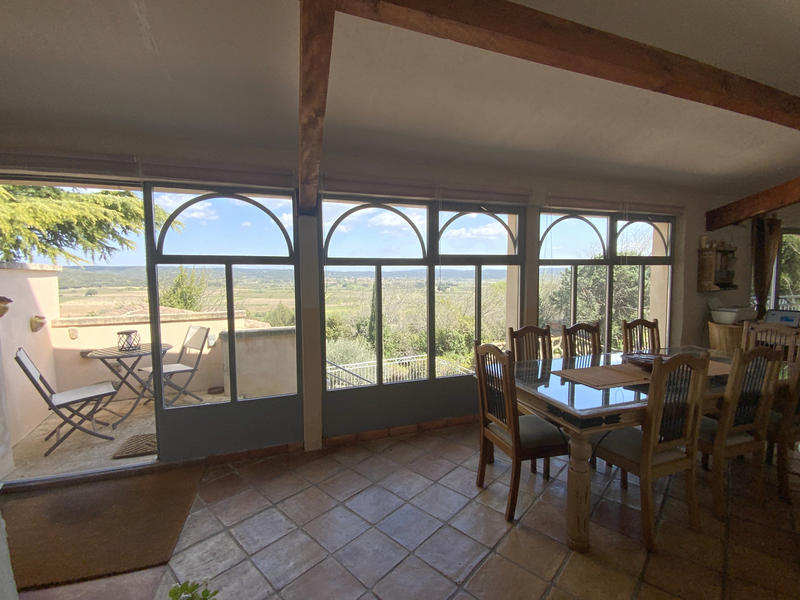 Maison - 205 m² - 6 pièces