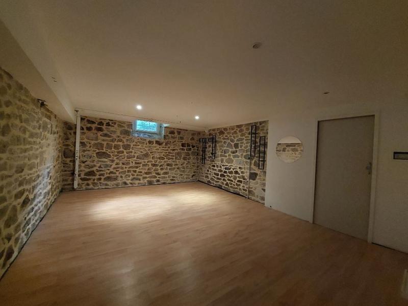 Maison - 217 m² - 10 pièces