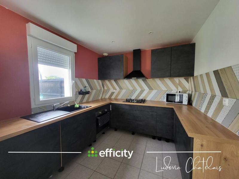 Maison - 90 m² - 5 pièces