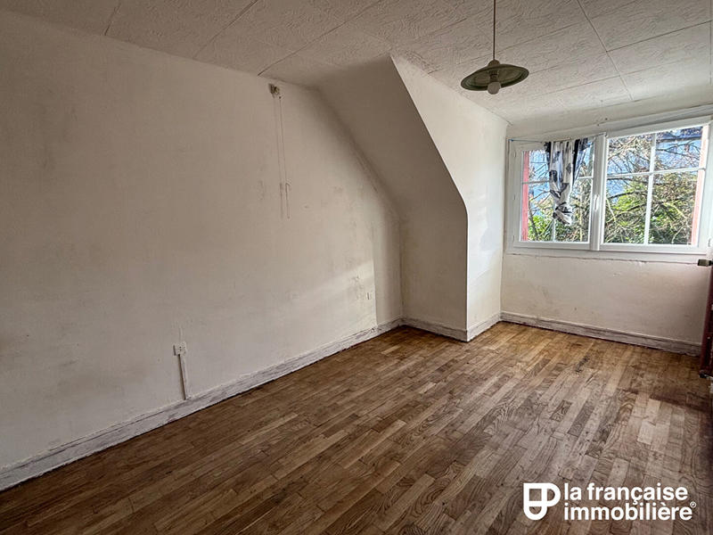 Maison - 127 m² - 7 pièces