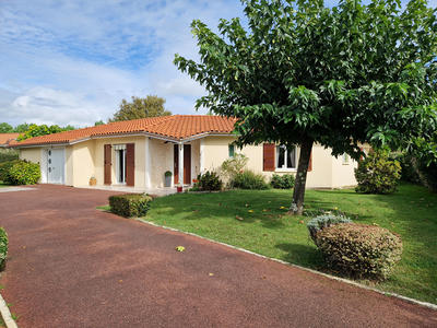 Maison - 108 m² - 4 pièces