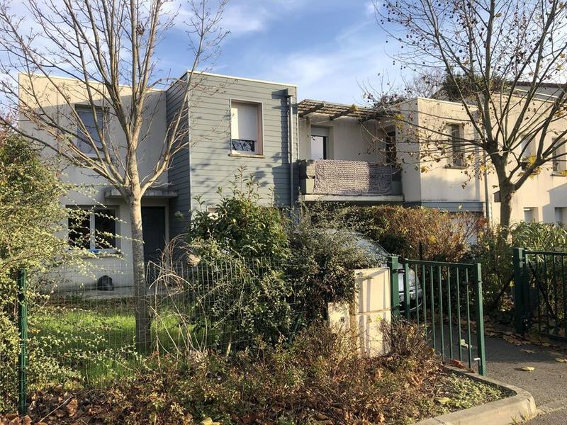 Maison traditionnelle - 108 m² - 5 pièces