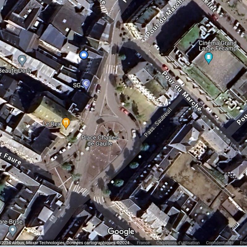 Local commercial - 220 m² - 7 pièces