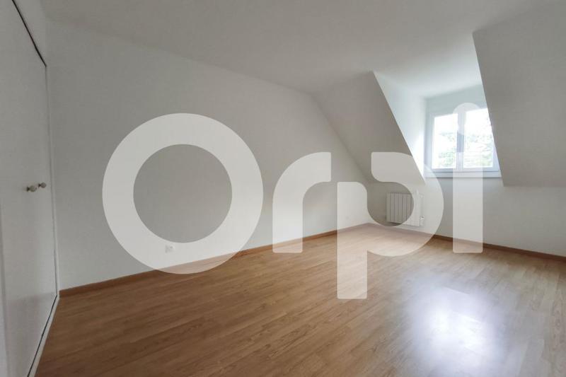 Maison - 94 m² - 4 pièces